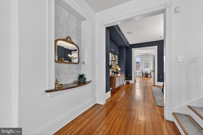 Building Photo - 1731 Riggs Pl NW