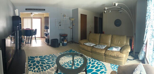 Building Photo - 4-Bed 2-Bath House in Cedar Falls