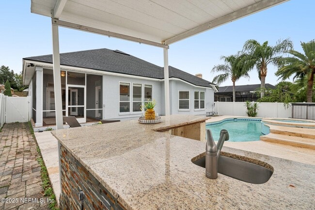 Building Photo - 10008 Sifton Ct