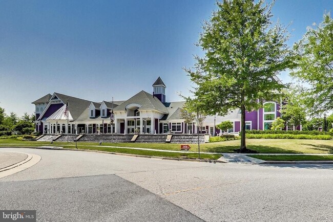 Building Photo - 13901 Belle Chasse Blvd