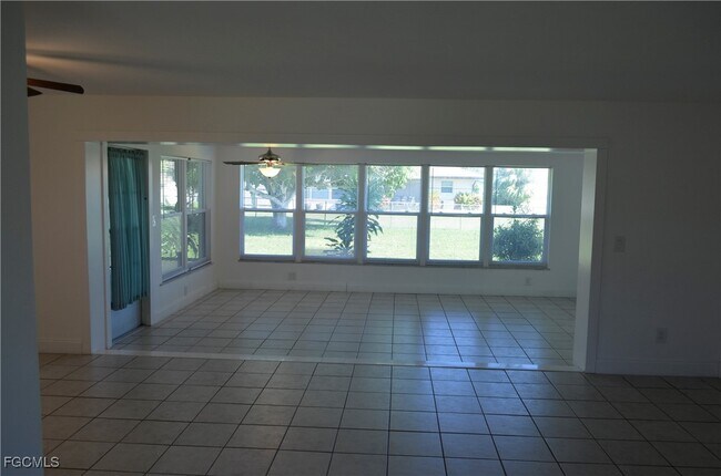 Building Photo - 451 Monterey Ave