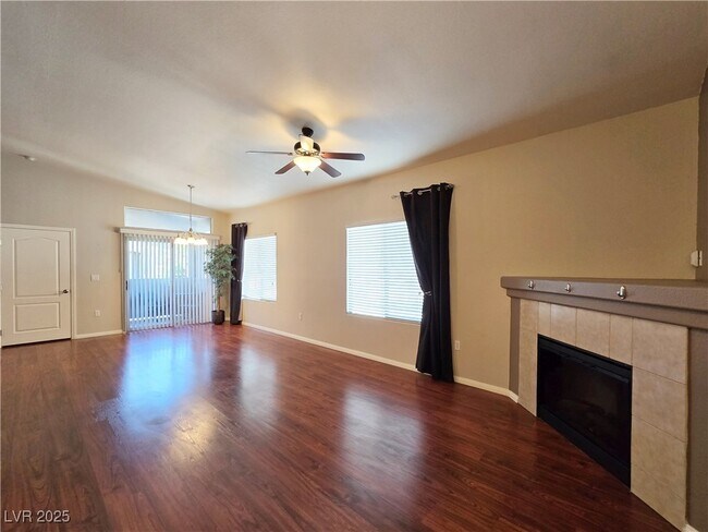 Building Photo - 8805 Jeffreys St