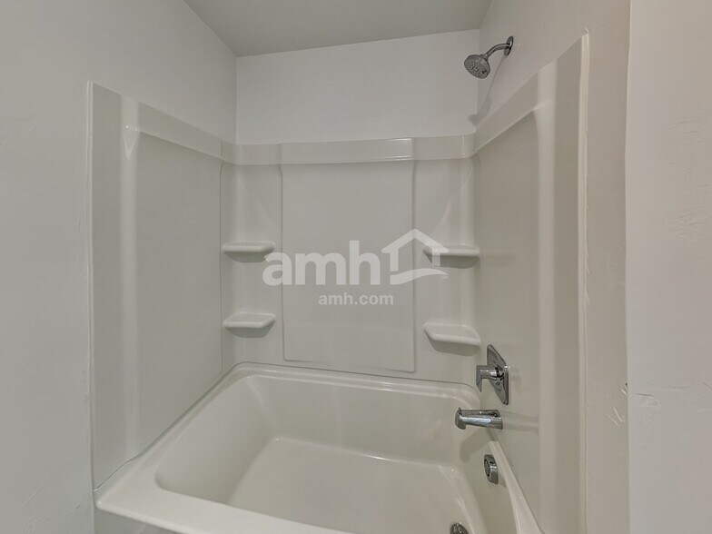 Building Photo - 6525 E Paseo Baranda