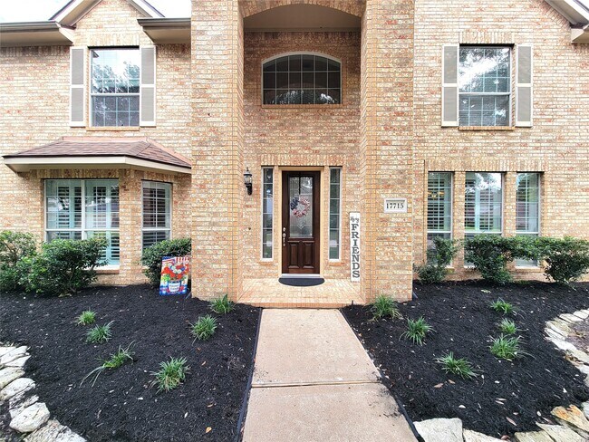 Building Photo - 17715 Laguna Trail Dr