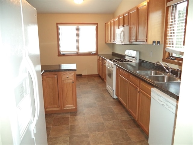 Building Photo - 968 Prescott Dr