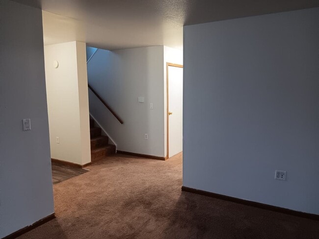 Building Photo - For Rent - Four-Bedroom Two-Bathroom Home Available NOW!