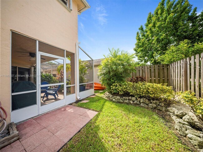 Building Photo - 9908 SW 117th Pl