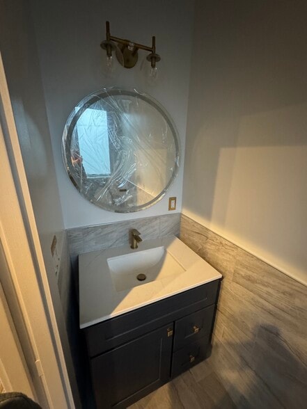 Building Photo - 135 Burlington Dr