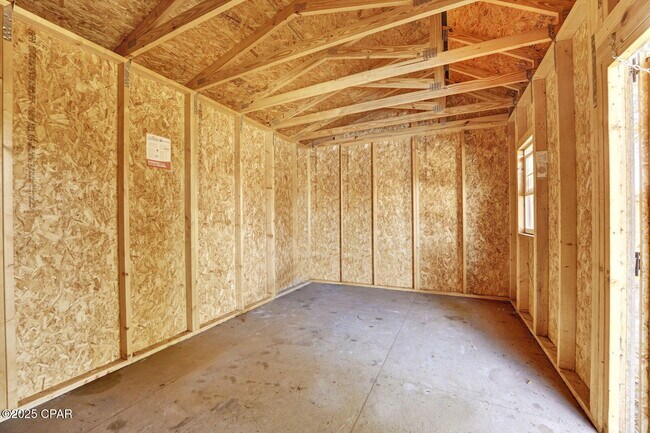 Building Photo - 5204 Park St