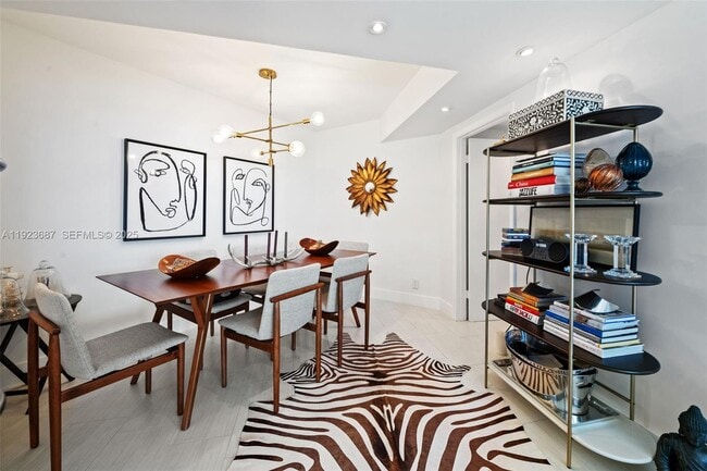 Building Photo - 20185 E Country Club Dr