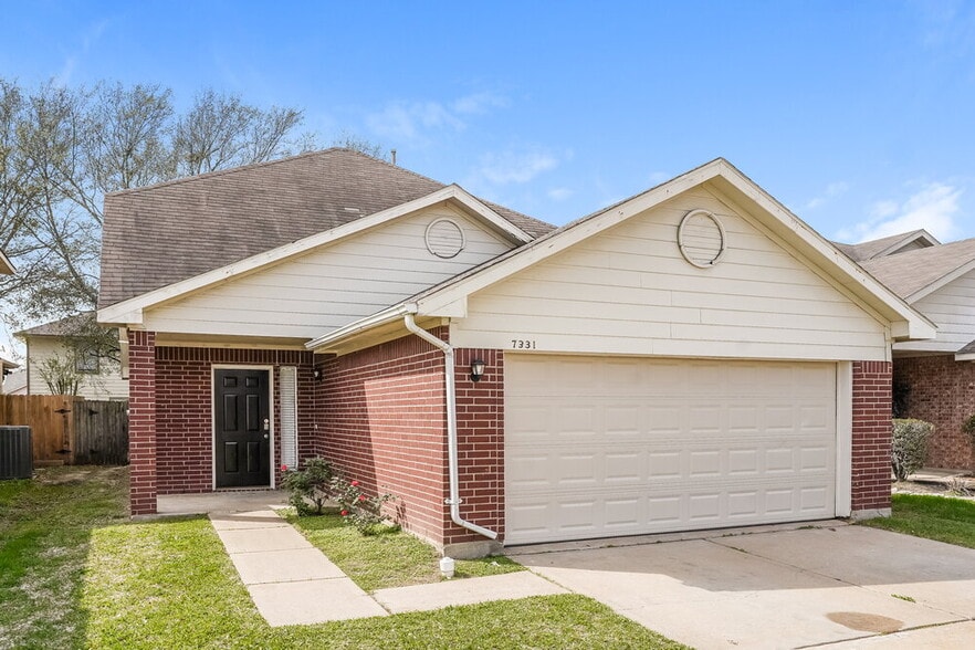 Building Photo - 7331 Parkland Manor Dr