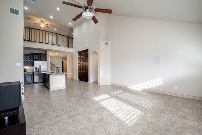 Building Photo - 24111 Valencia Ridge Ln
