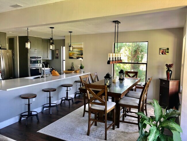 Dining/Kitchen - 32 S Lake Cortez Dr