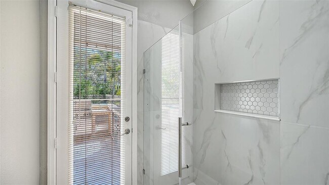 Building Photo - 6911 Riversedge St Cir