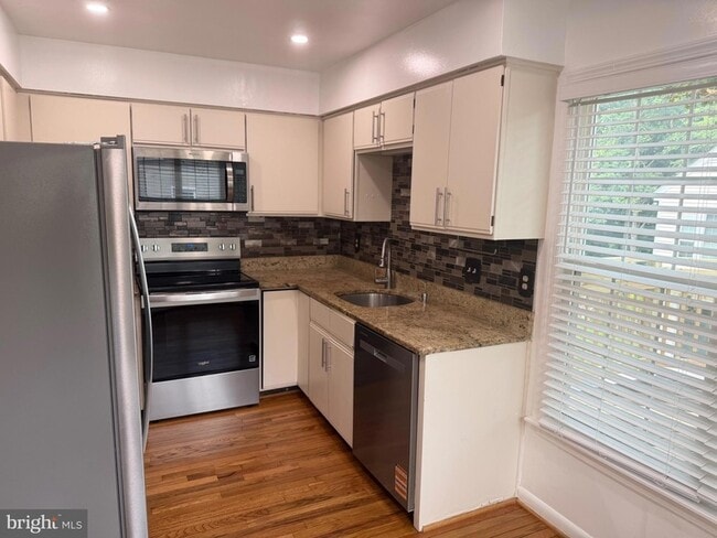 Building Photo - 12224 Dapple Gray Ct