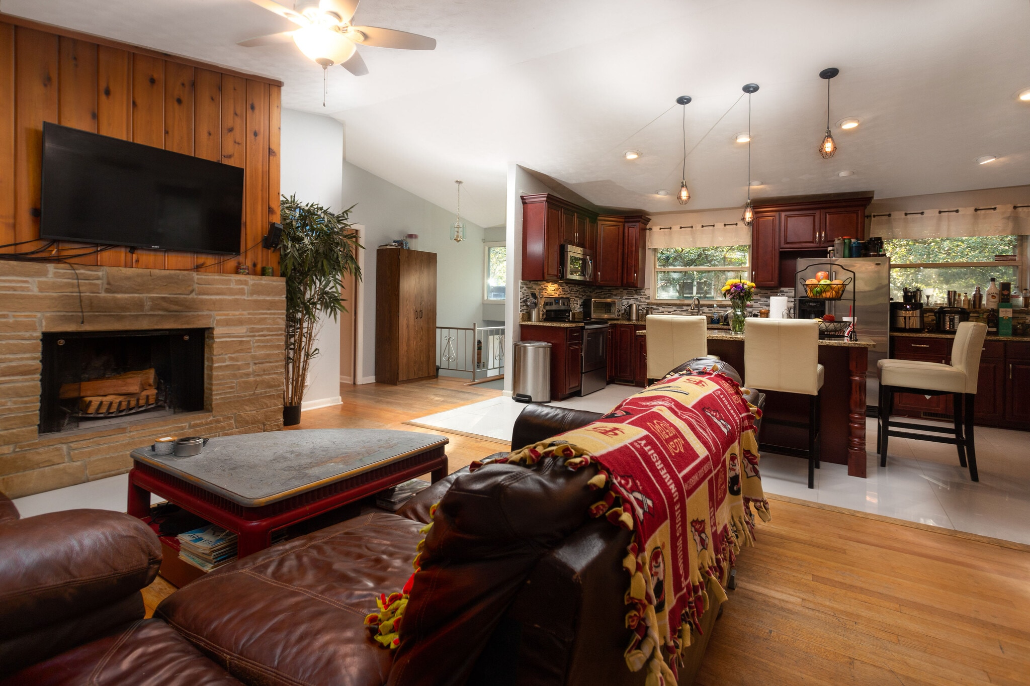 Building Photo - 1804 Westridge Dr