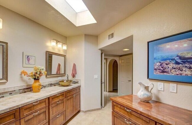 Building Photo - 4380 N Camino De Carrillo