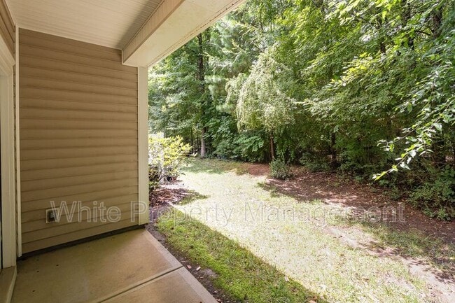Building Photo - 5517 Tipperlinn Way