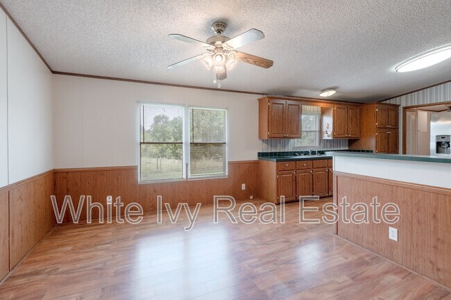 Building Photo - 37 -A Riverside Ln
