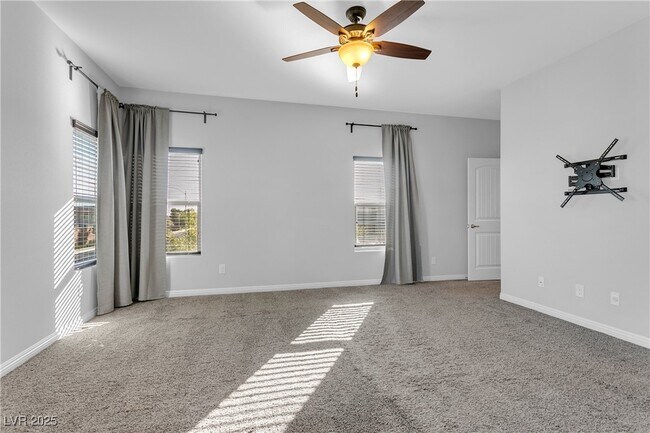 Building Photo - 9404 Sand Tiger Ave