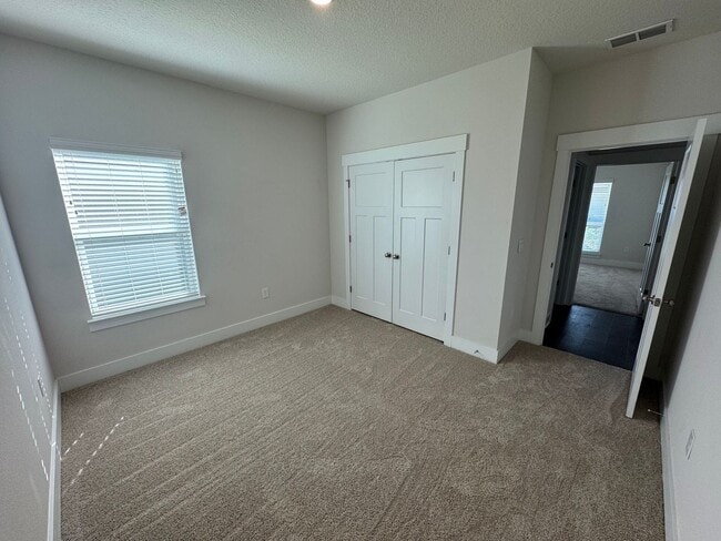 Building Photo - Gulf Breeze - Roman Oaks - 4 Bedroom, 3 Ba...