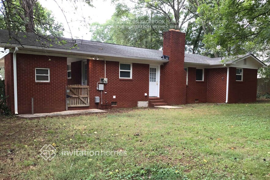 Building Photo - 1318 Lomax Ave