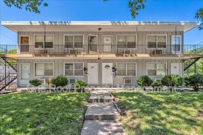Building Photo - 646 N 31st St