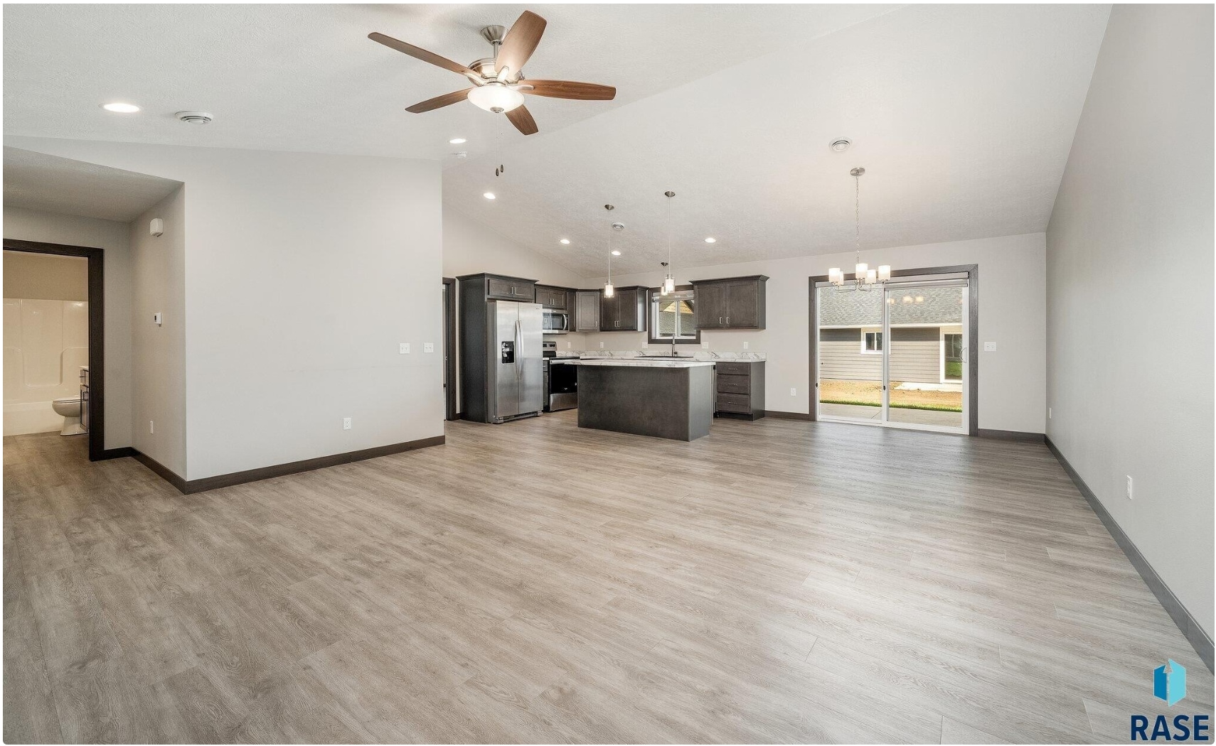 Building Photo - 4603 W 35th St N