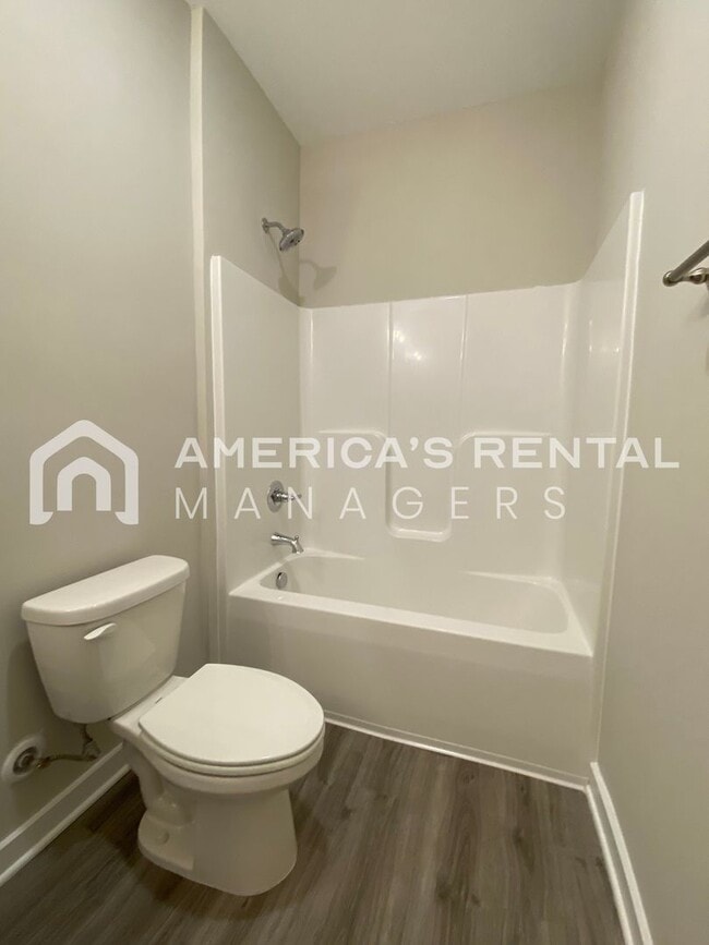 Building Photo - Home for Rent in Brookwood ... Available to View Now!!!