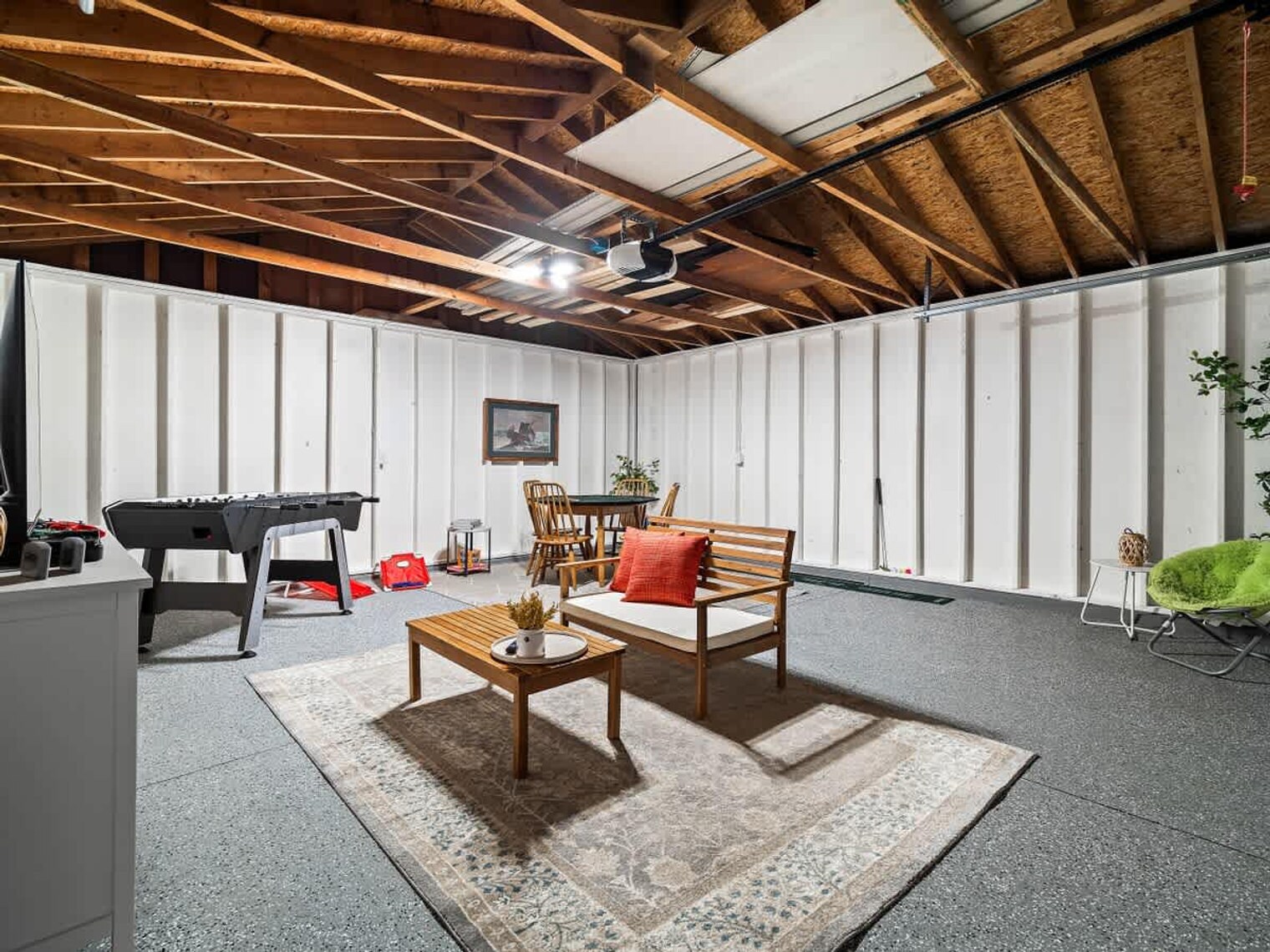 Building Photo - 126 Beachwood Ave