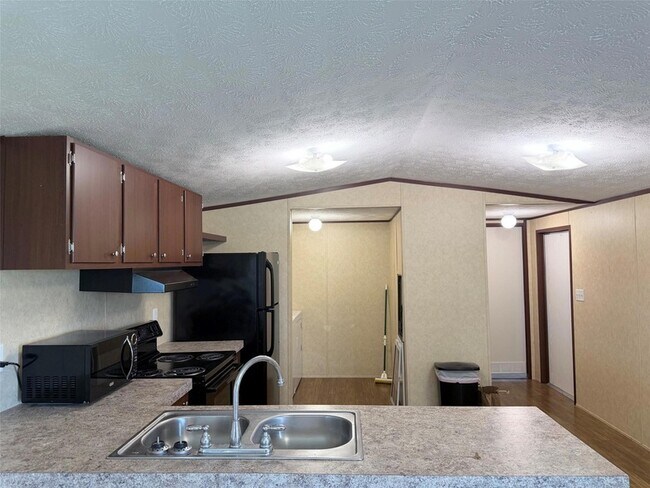 Building Photo - 538 Cottletown Rd