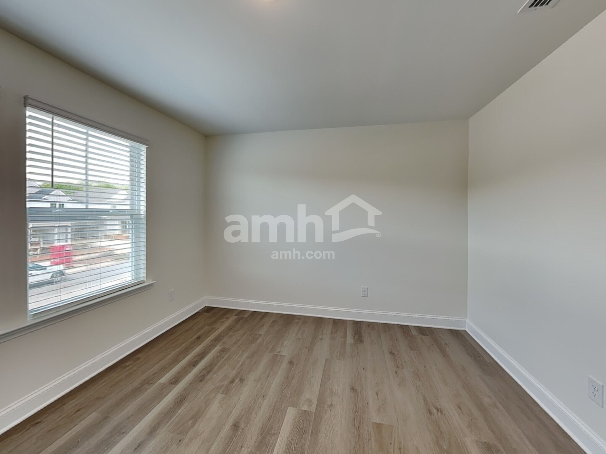 Building Photo - 3500 Lincoln Hts Ln