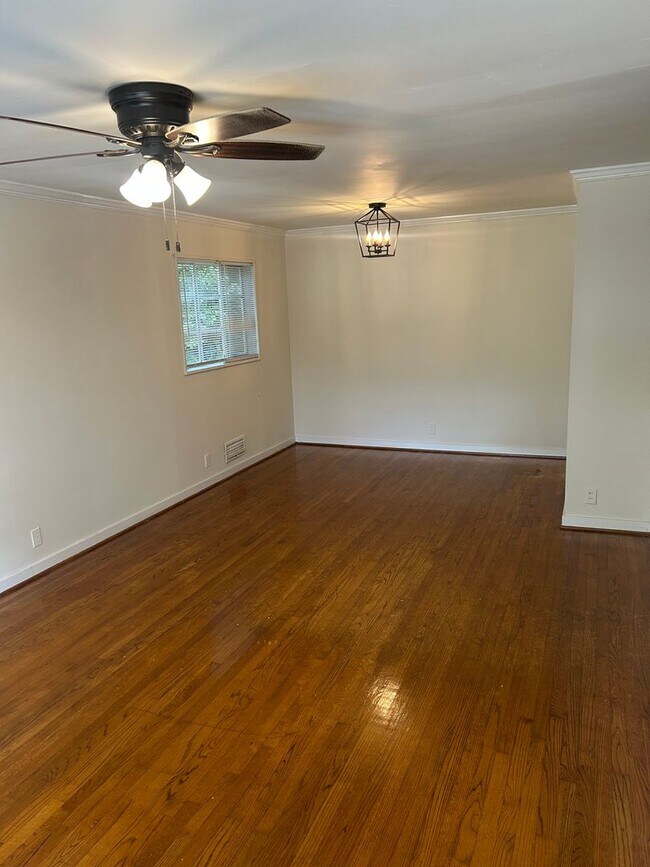Building Photo - New For Rent in Homewood!