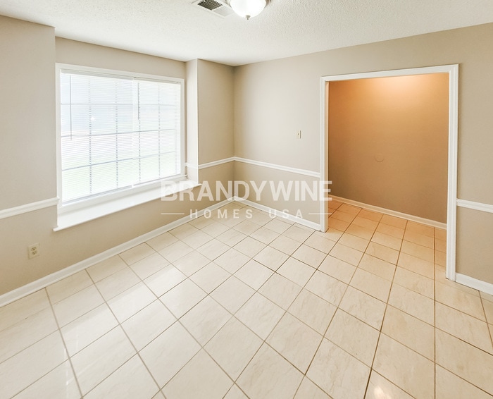Building Photo - 4087 Friendly Way