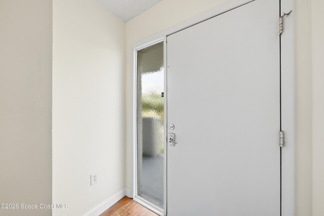 Building Photo - 6850 US-1