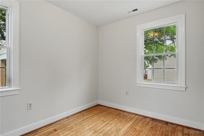 Building Photo - 862 Apperson St