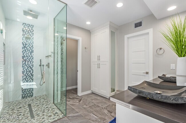 Building Photo - 4655 E Monte Way