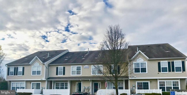 Building Photo - 2604 Delancey Way
