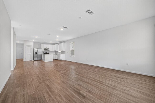 Building Photo - 8111 Star Ter Dr