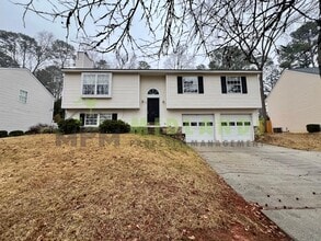 Building Photo - 844 Bentley Dr