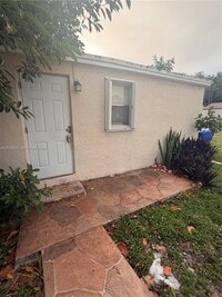 Building Photo - 410 N 58th Ave