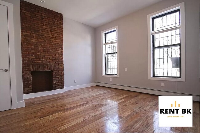 Building Photo - 199 Weirfield St