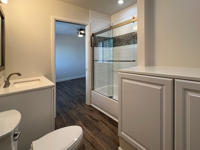 Building Photo - 28604 Friarstone Ct
