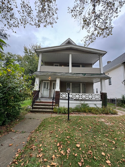 Building Photo - 1459 E 134th St