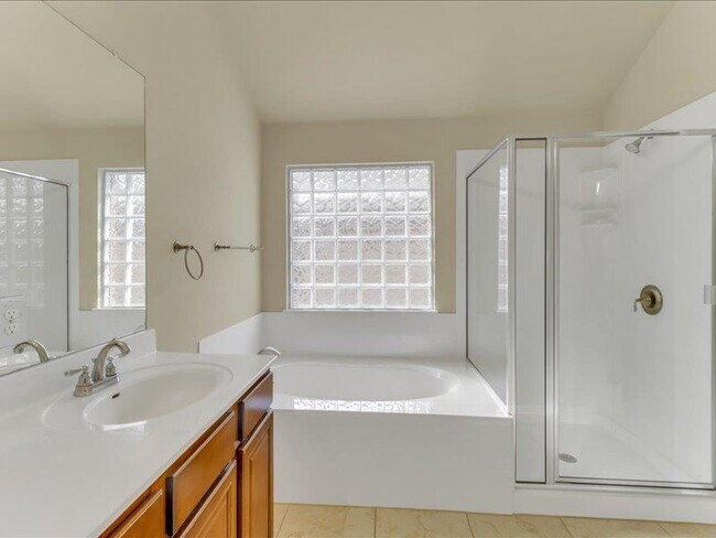 Building Photo - 3513 Dry Brook Crossing