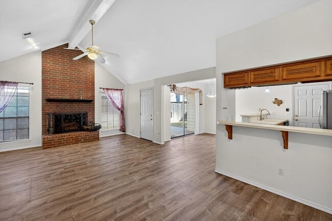 Building Photo - 1709 Castleford Rd