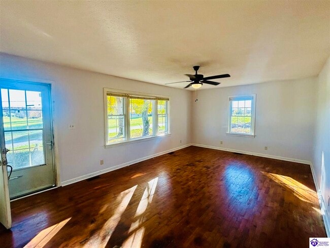 Building Photo - 8146 Hardinsburg Rd