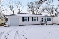 Building Photo - Now Accepting Section 8 – St. Louis, MO 3 bedroom /1 Bath Home in 63137