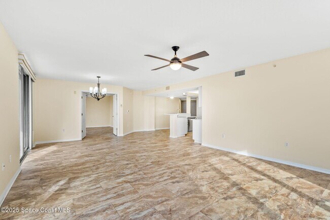 Building Photo - 821 Del Rio Way