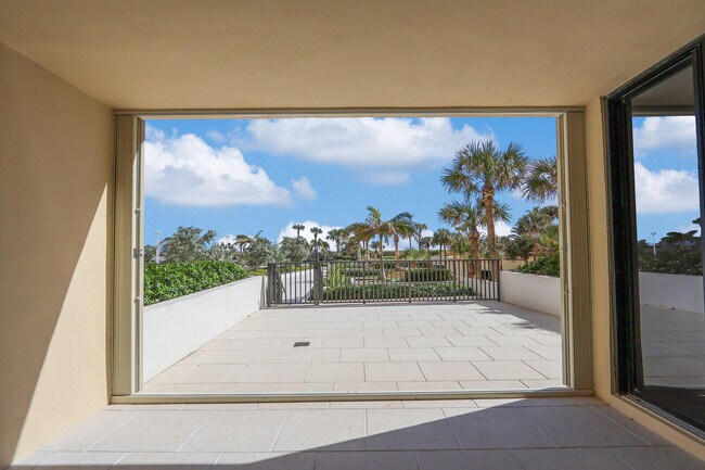 Building Photo - 200 Ocean Trail Way